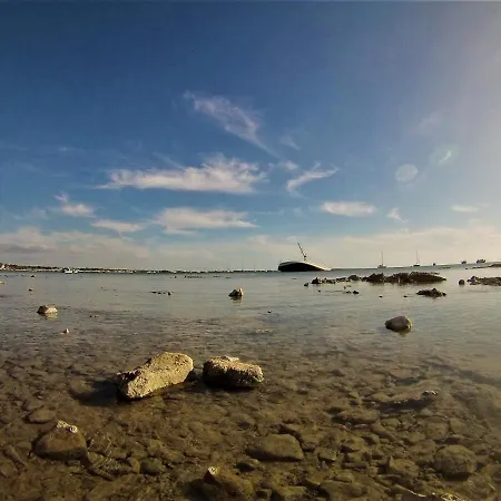 Na Chicca E Na Nicchia サン・パンクラーツィオ・サレンティーノ